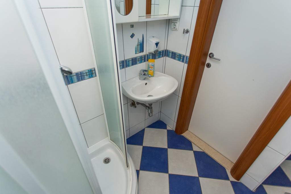 Maja Apartments Трогир Екстериор снимка