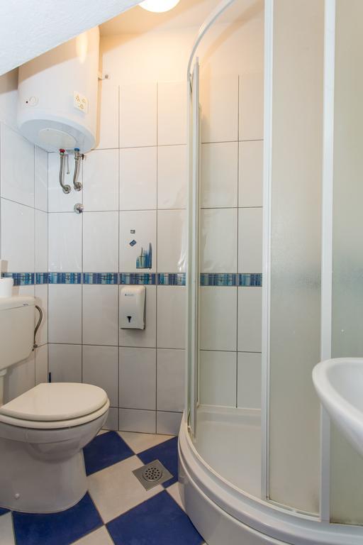Maja Apartments Трогир Екстериор снимка